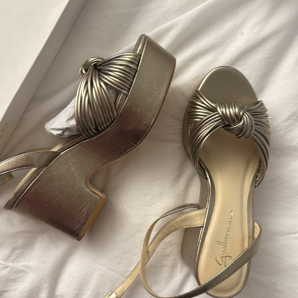 Guilhermina Gunmetal Shoes